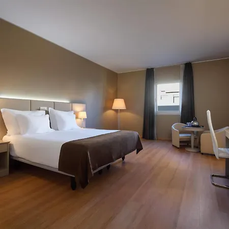 Tryp By Wyndham Porto Centro Hotel Exterior photo