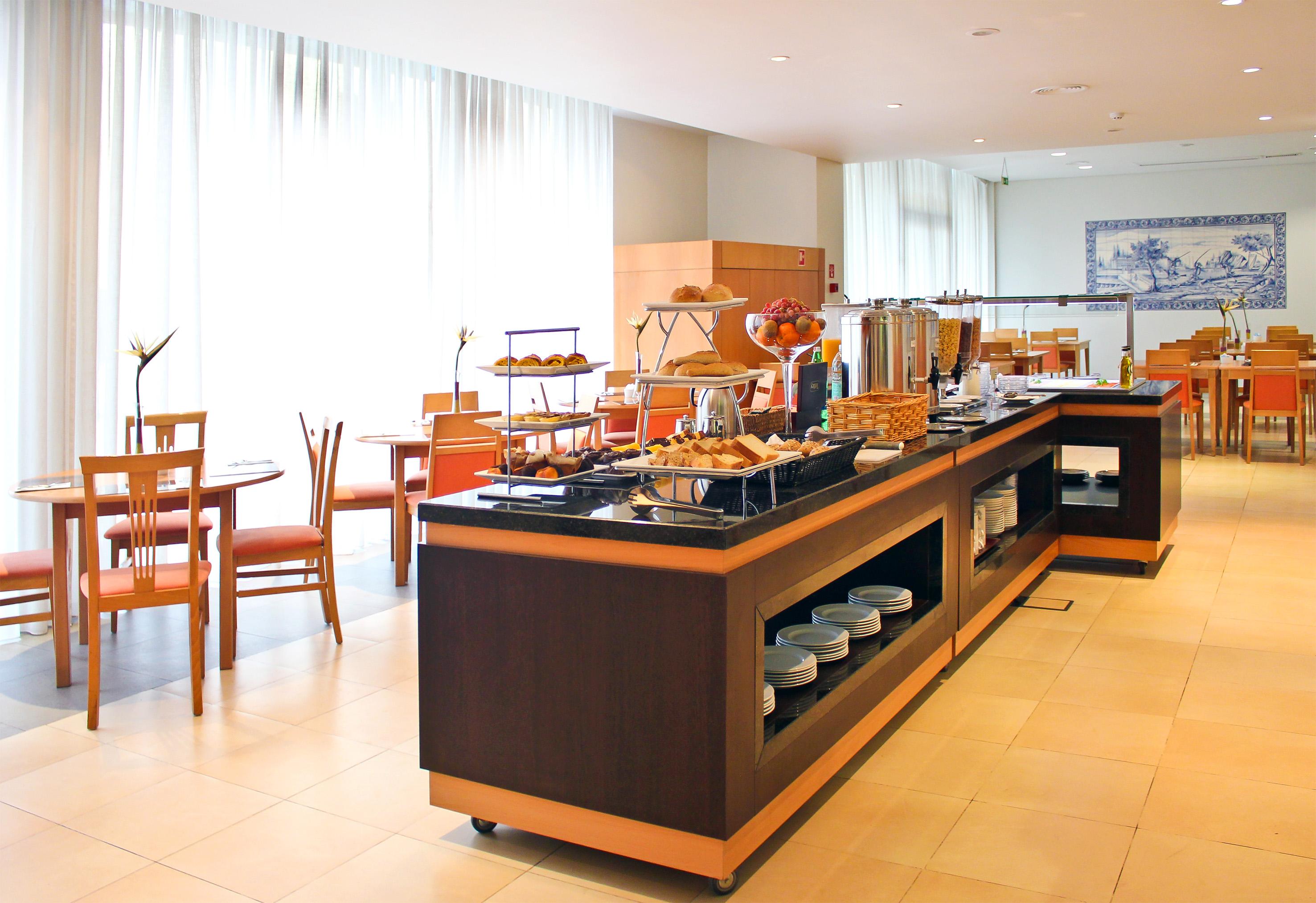 Tryp By Wyndham Centro Oporto